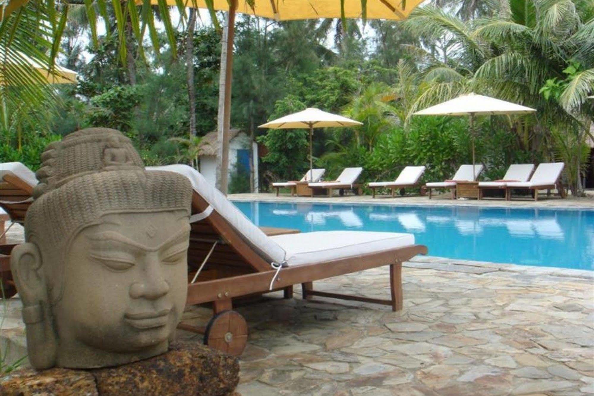 Le Domaine De Tam Hai Resort An Hoa Exterior foto