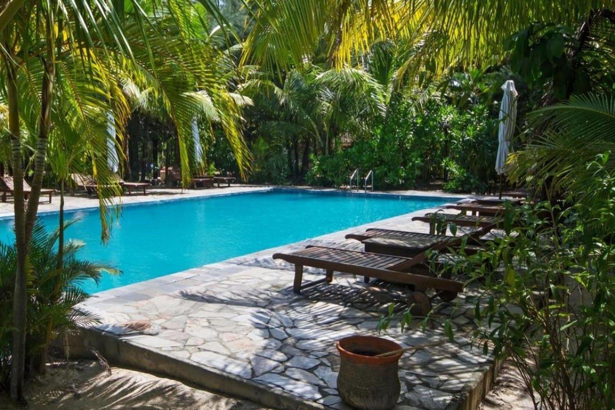 Le Domaine De Tam Hai Resort An Hoa Exterior foto